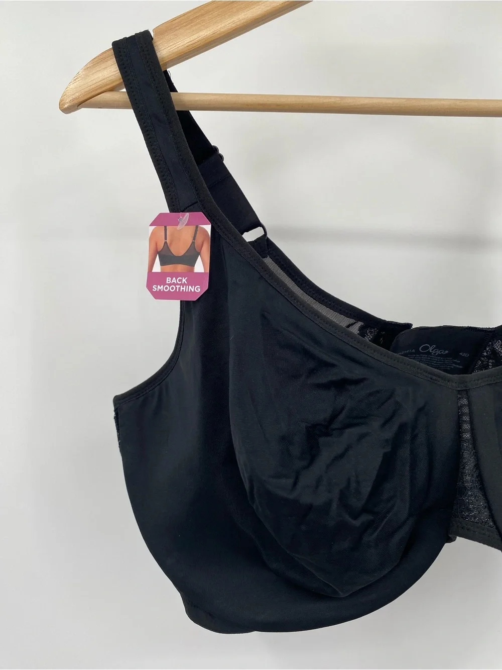 Olga Women's Signature Support Minimizer Bra Black 42D. NWT